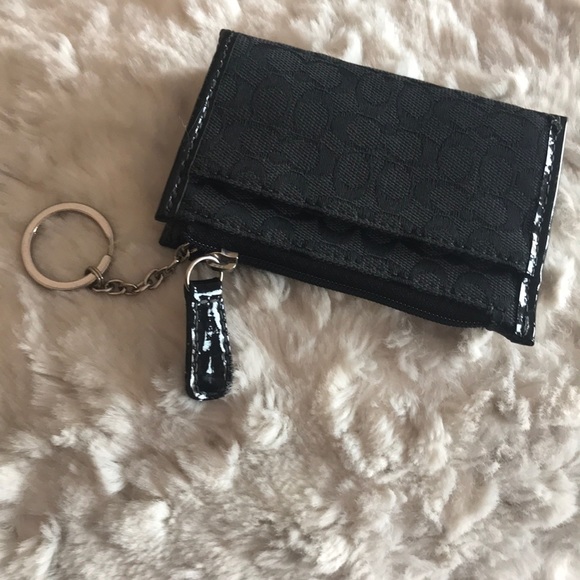 Coach keychain zipper pouch with card holder - Picture 2 of 3